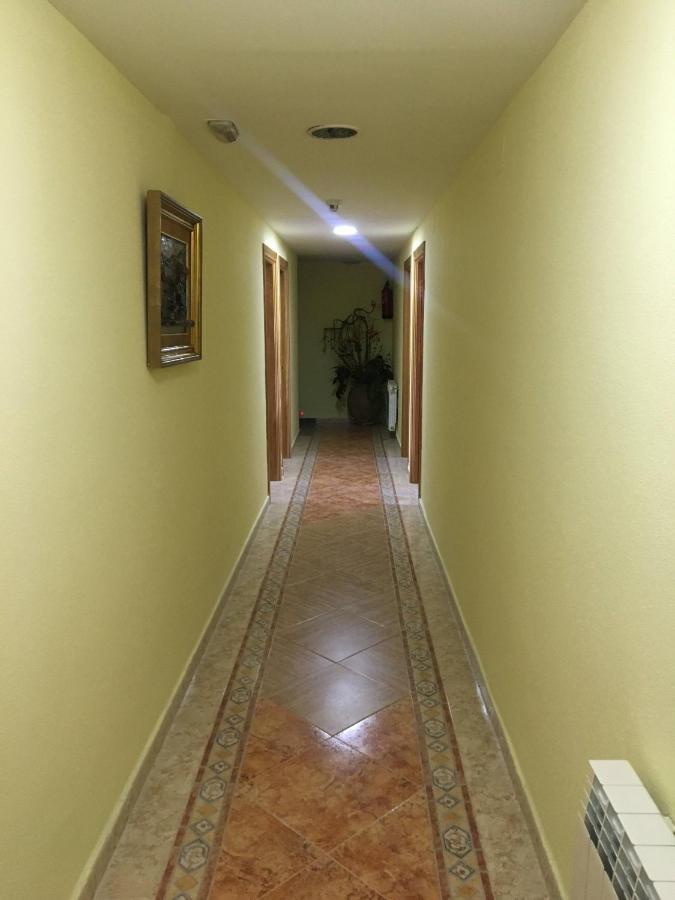 Gran Hostal Asador De Soto Soto Real Esterno foto